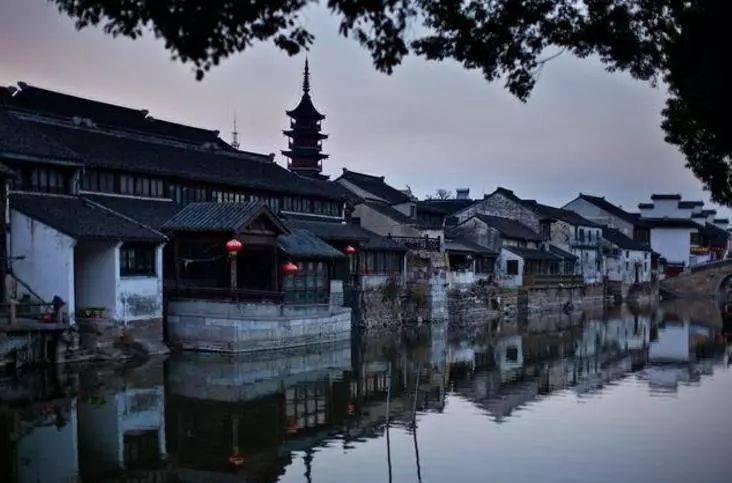 AI两会90秒 | 重庆两会大幕开启 政协成绩单出炉